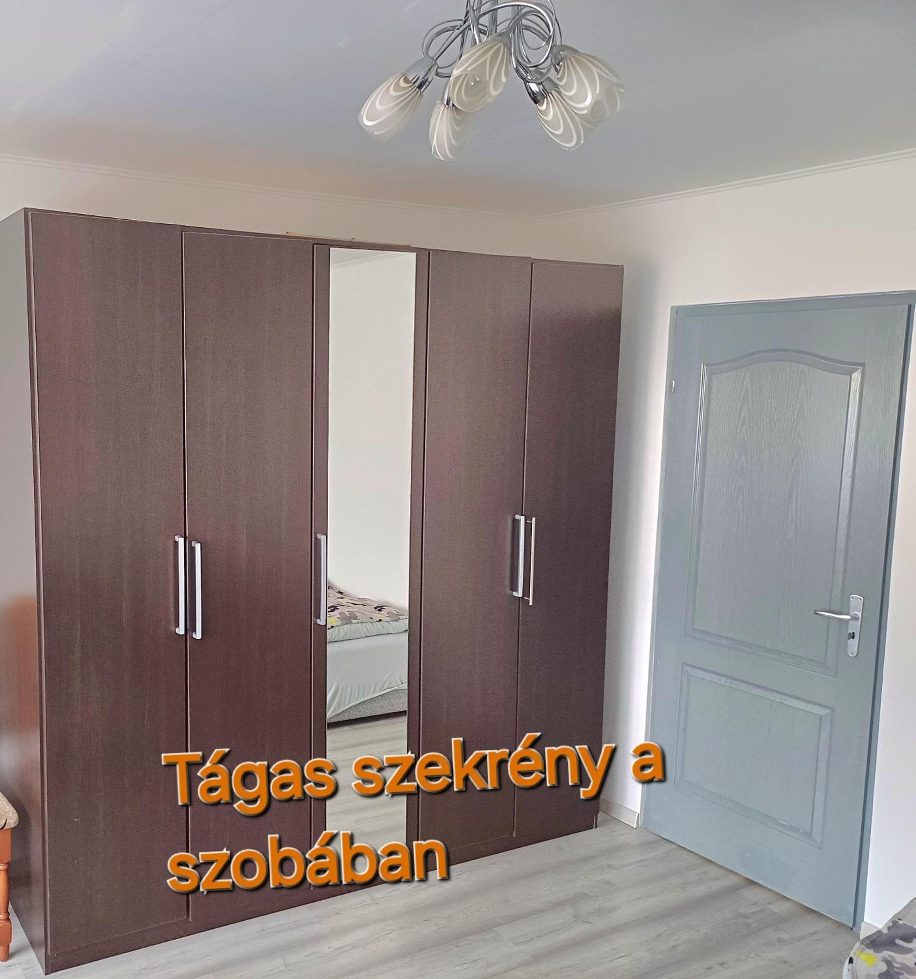 Kiss-Szollosi Vendeghaz Debrecen Eksteriør bilde
