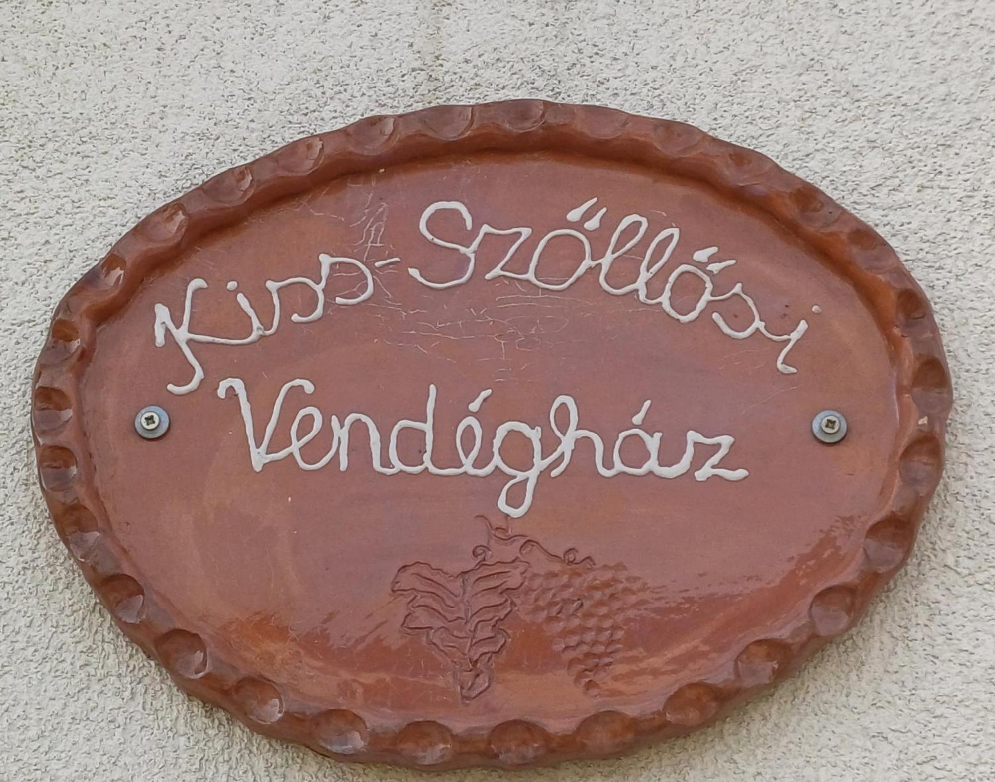 Kiss-Szollosi Vendeghaz Debrecen Eksteriør bilde